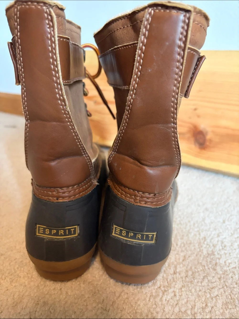 Esprit sturdy waterproof
